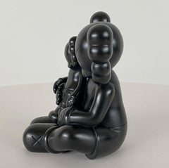 KAWS, Shelter, 2022 - Scultura in bronzo di KAWS