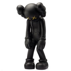 KAWS: Small Lie (Black) - Vinyl Sculpture. Urban, Street art, Pop Art