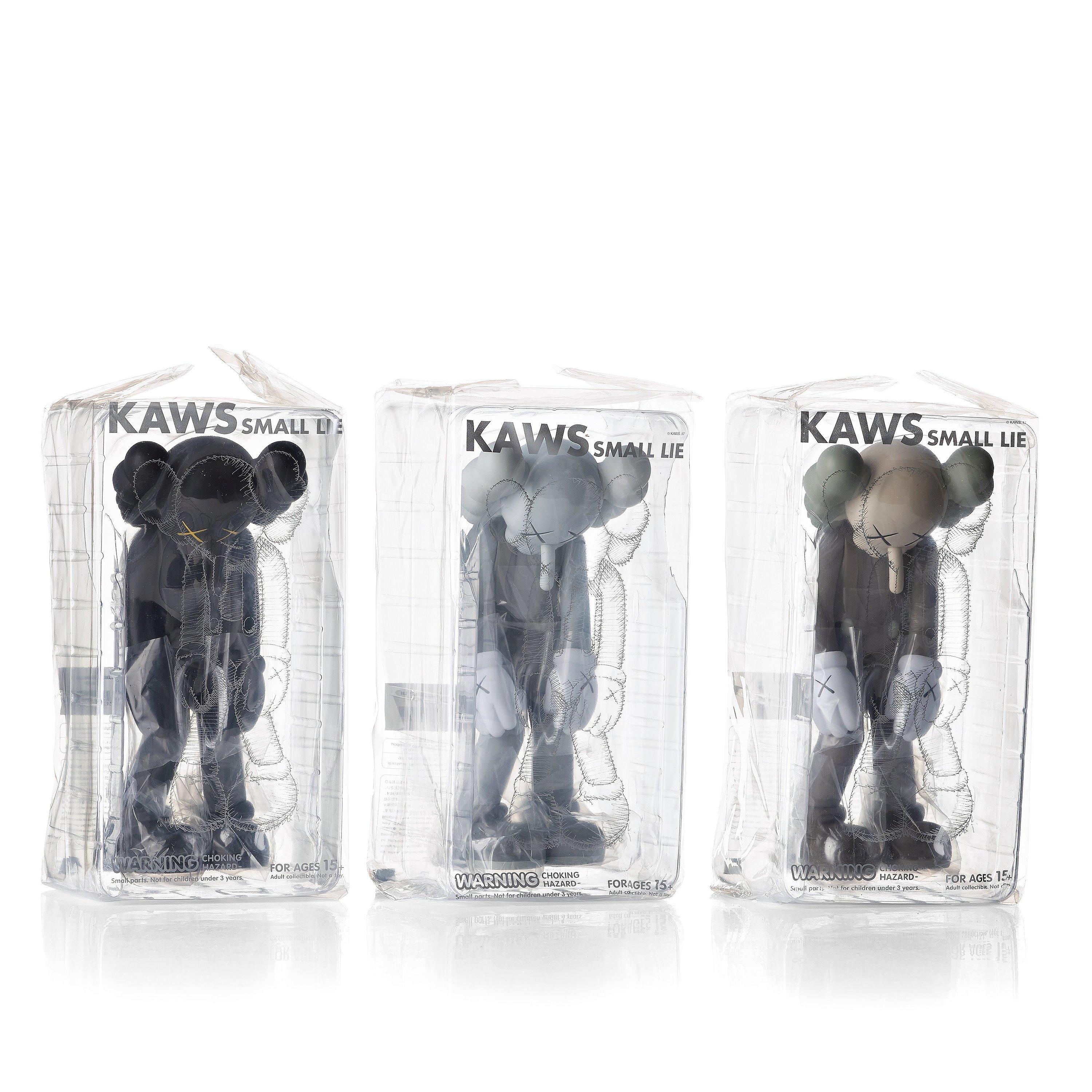 KAWS Pequeñas Esculturas de Mentiras Juego de 3 2017 Brooklyn Street Art Contemporáneo