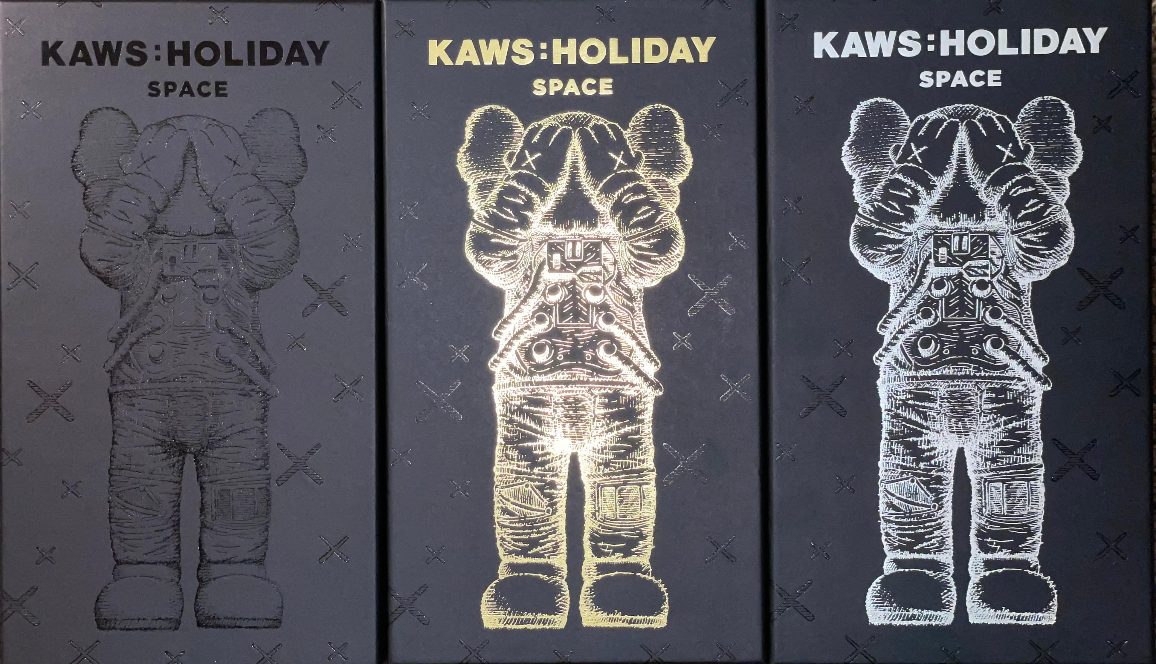 KAWS SPACE HOLIDAY-Set GOLD, SCHWARZ, SILBER Vollständiges Set Zeitgenössische Street Art  im Angebot 2