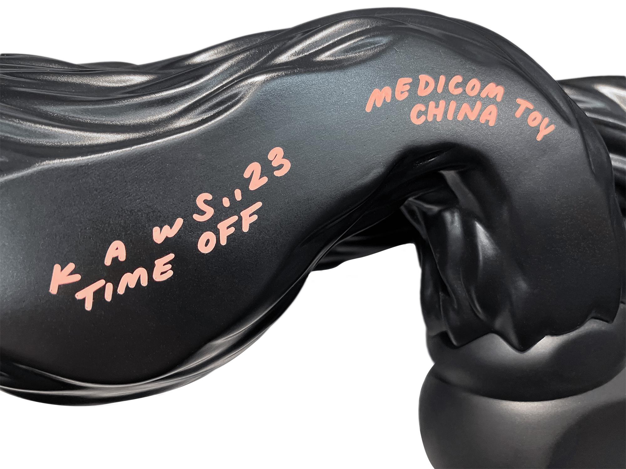 KAWS TIME OFF (KAWS Tiempo Libre compañero) en venta 3