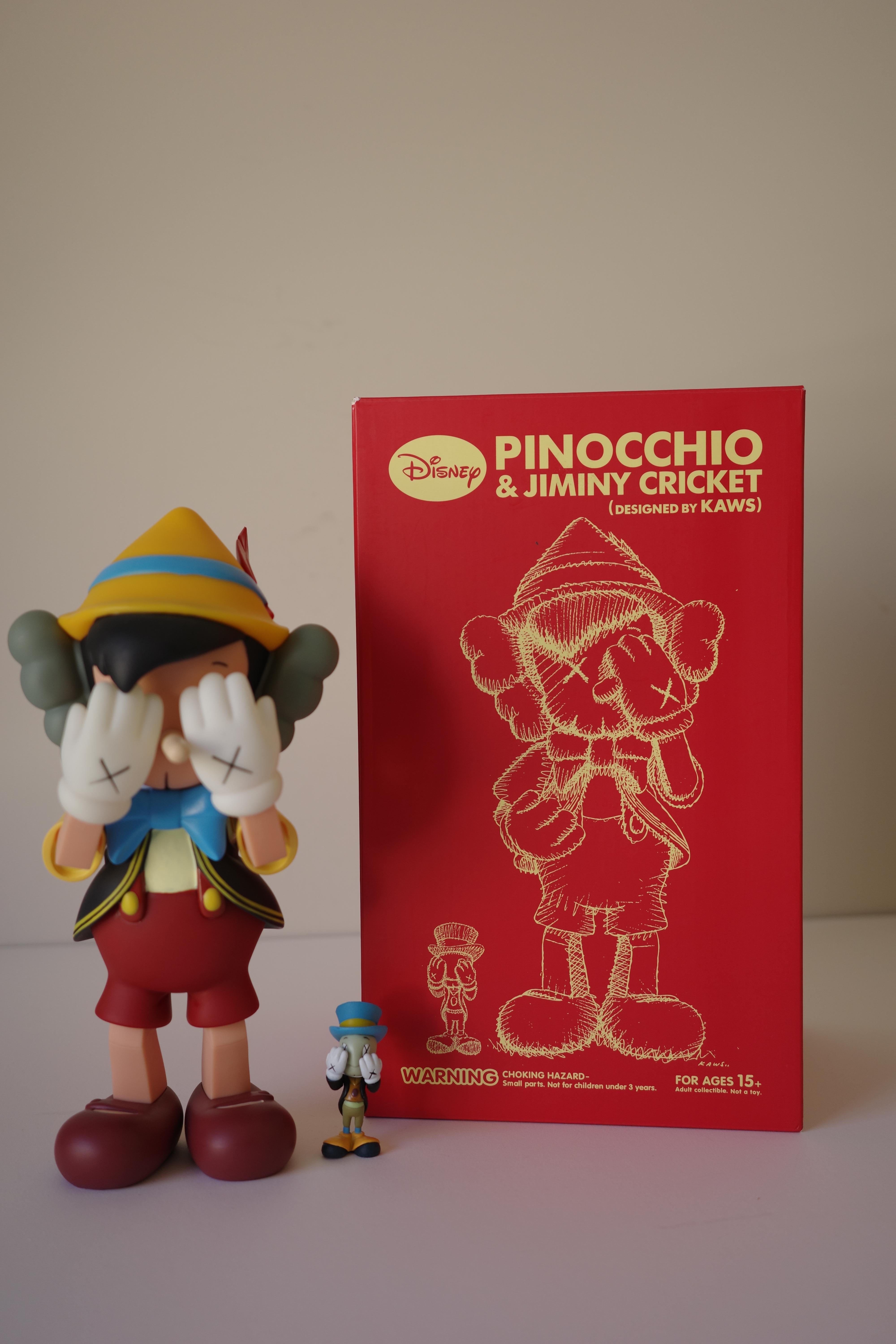 KAWS x Pinocchio e Grillo Parlante della Disney in vendita 4