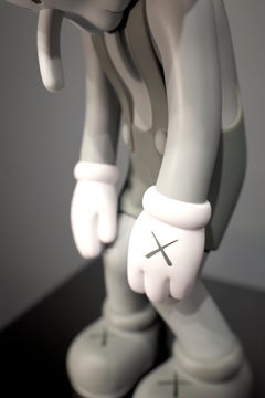 Kleine Lie-Skulptur, Pop Art, Vinylfarbe, 2010+, Neu, 11x3.75 in