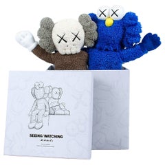 KAWS Seeing Watching (Peluche KAWS)