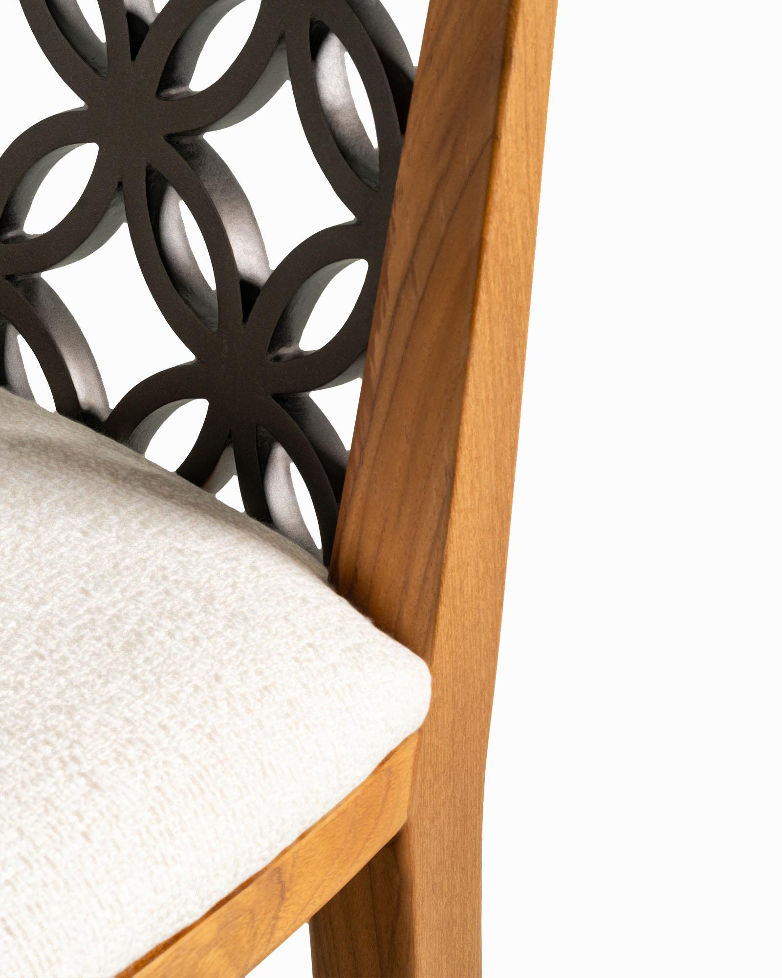 Kawung Wood & Metal Counter Stool in Teak Posmoderno en venta