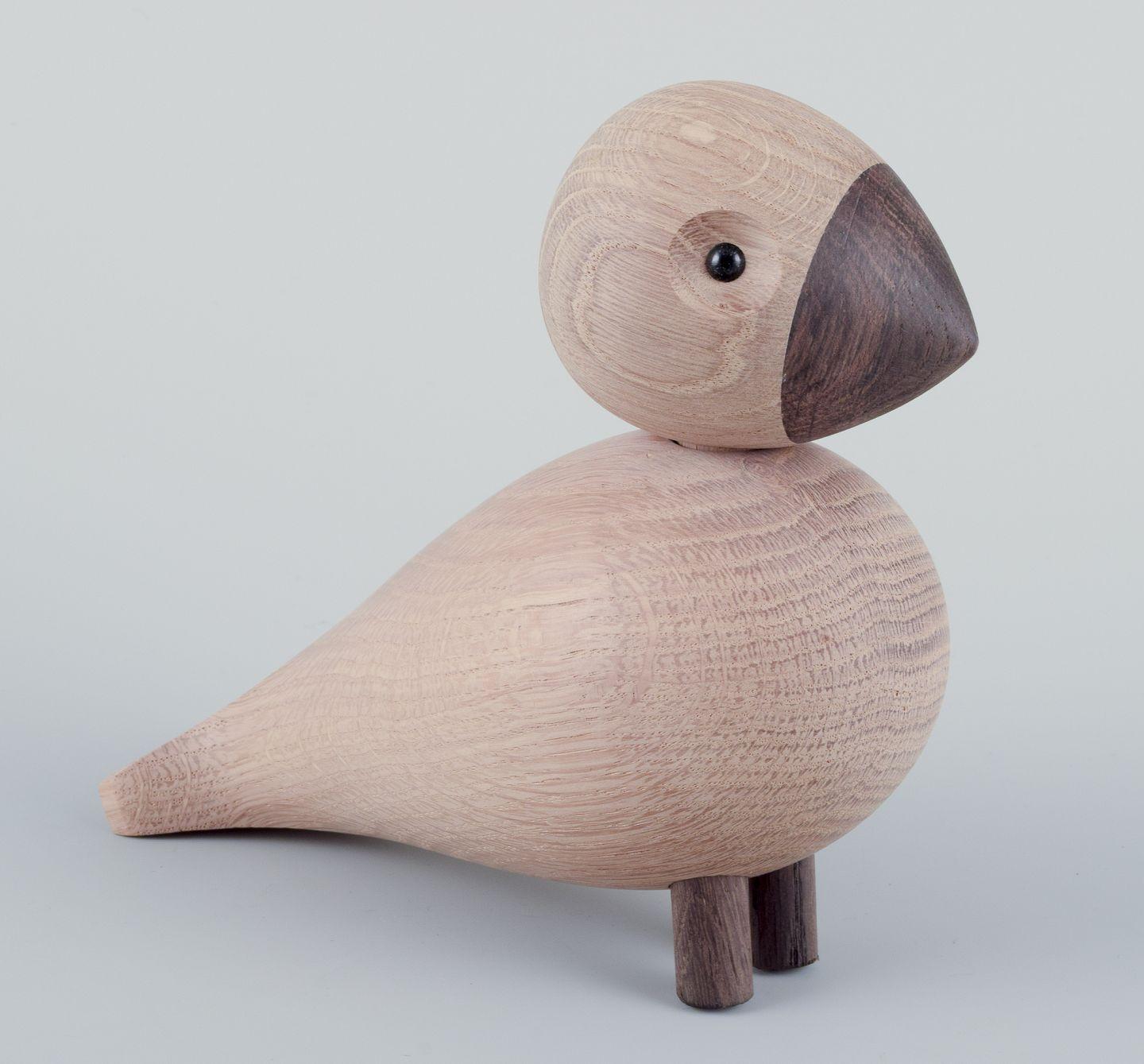 Scandinavo moderno Kaye Bojesen (1886-1958).  'Alfred' uccello canoro in un bosco di faggi. in vendita