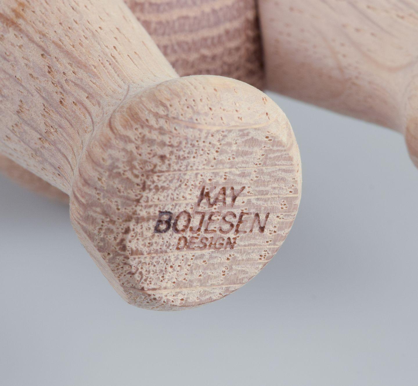 Danese Kaye Bojesen, designer danese. Orso in legno. 21° A.I.C. in vendita