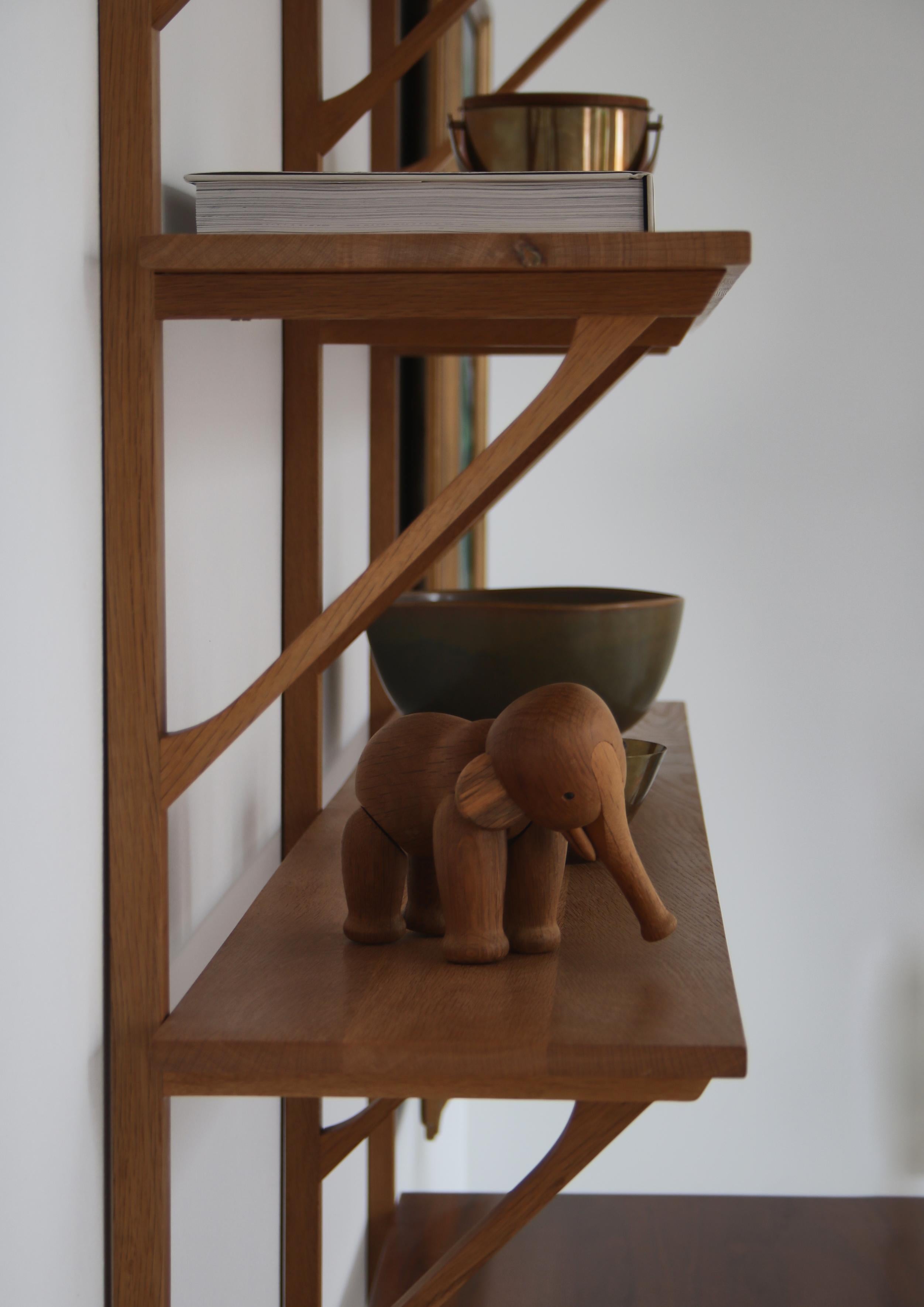 Kay Bojesen Frühes handgefertigtes Elefanten-Kinderspielzeug aus Holzeiche, 1950er Jahre, Dänemark (Skandinavische Moderne) im Angebot