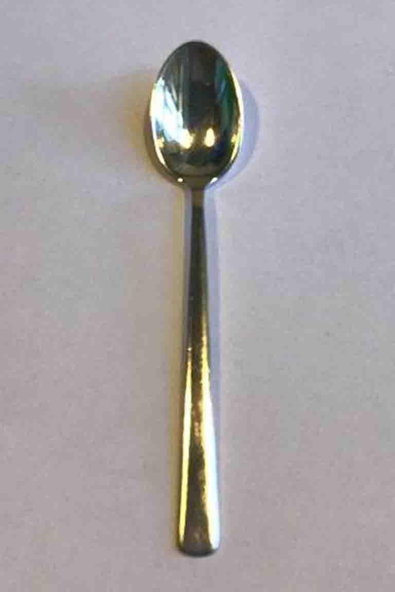 Kay Bojesen grand prix sterling silver teaspoon 

Measures: 13cm/5.11