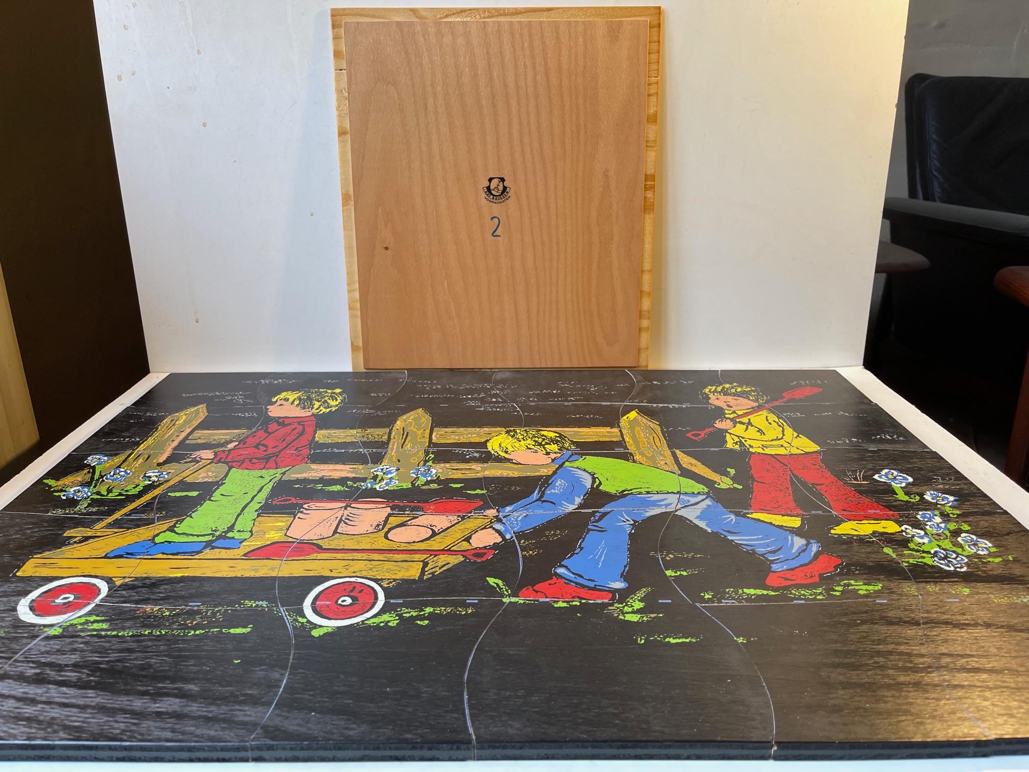 Kay Bojesen Painted Wooden Puzzle, 1950s In Good Condition For Sale In Esbjerg, DK