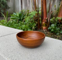 Bol en teck de Kay Bojesen, Danemark, c.1960