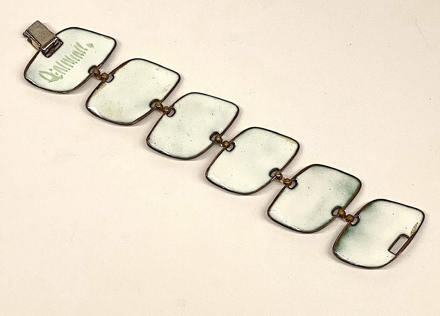 Kay Denning Mid Century Modern Green on White Enamel 1960s Bracelet 3