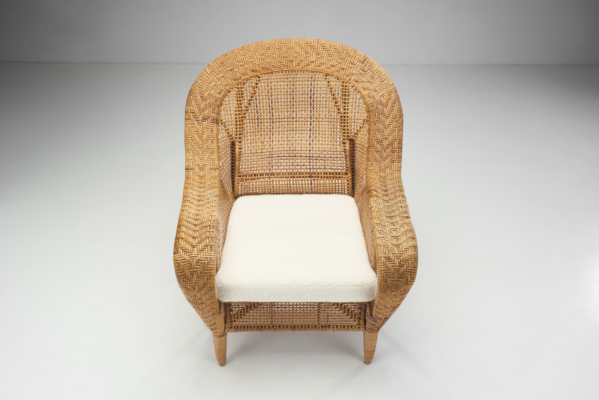 Mid-20th Century Kay Fisker “Canton” Woven Wicker Lounge Chair for Robert Wengler, Denmark 1950s