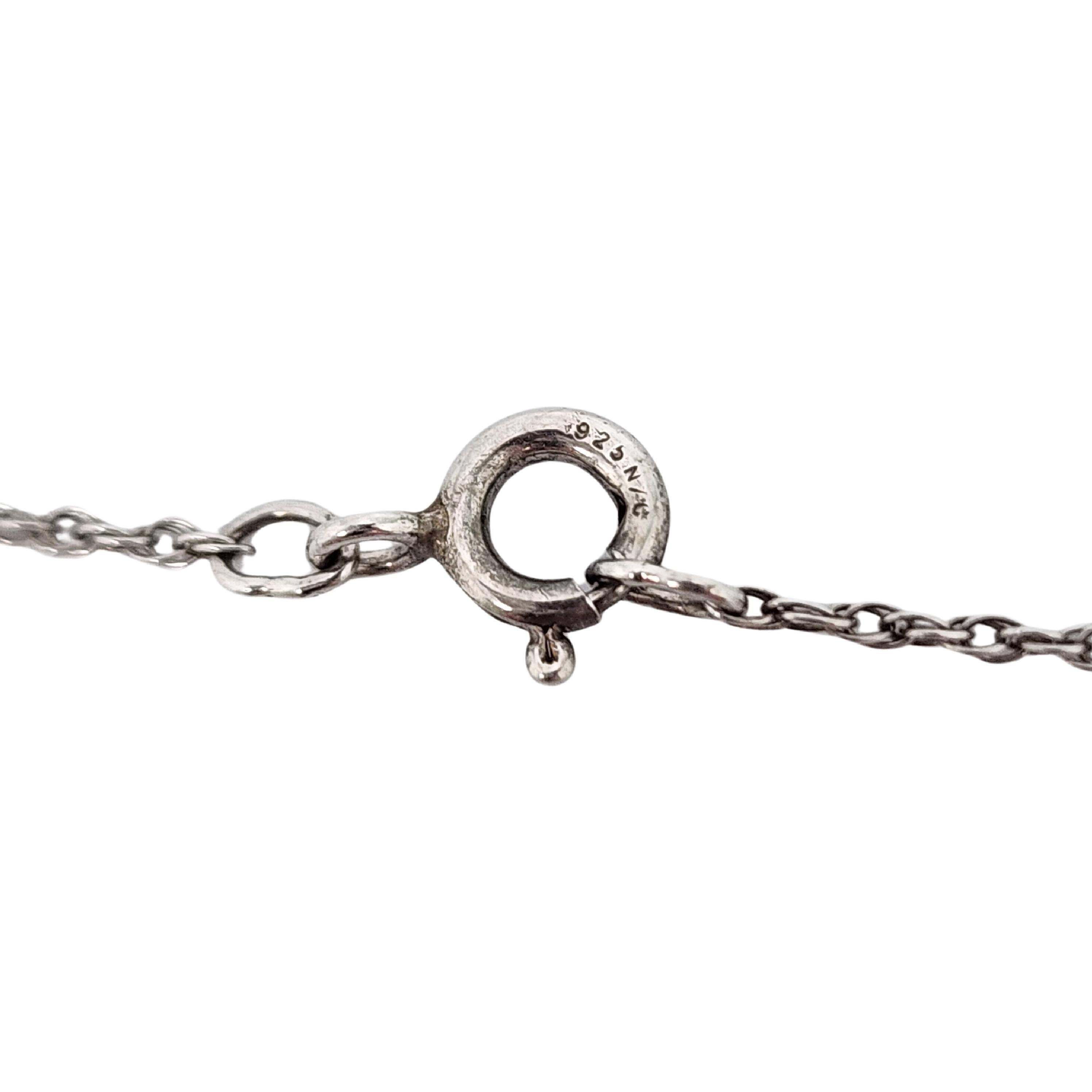 Kay Jewelers Sterlingsilber-Halskette mit schwarzem und weißem Diamanten-Anhänger #17005 im Angebot 1