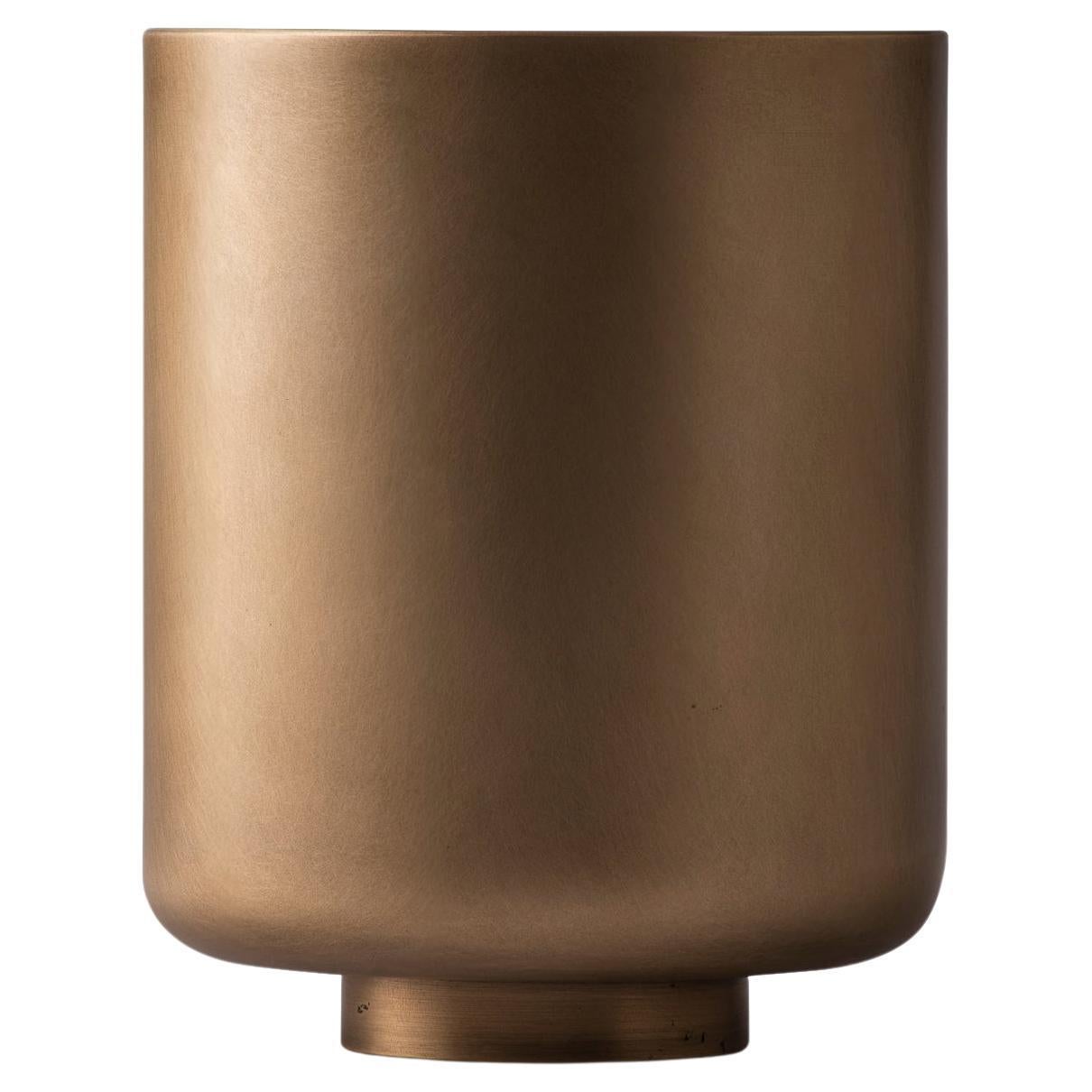 Kaya-Vase, zeitgenössische 7-Vase aus Bronzeguss im Angebot