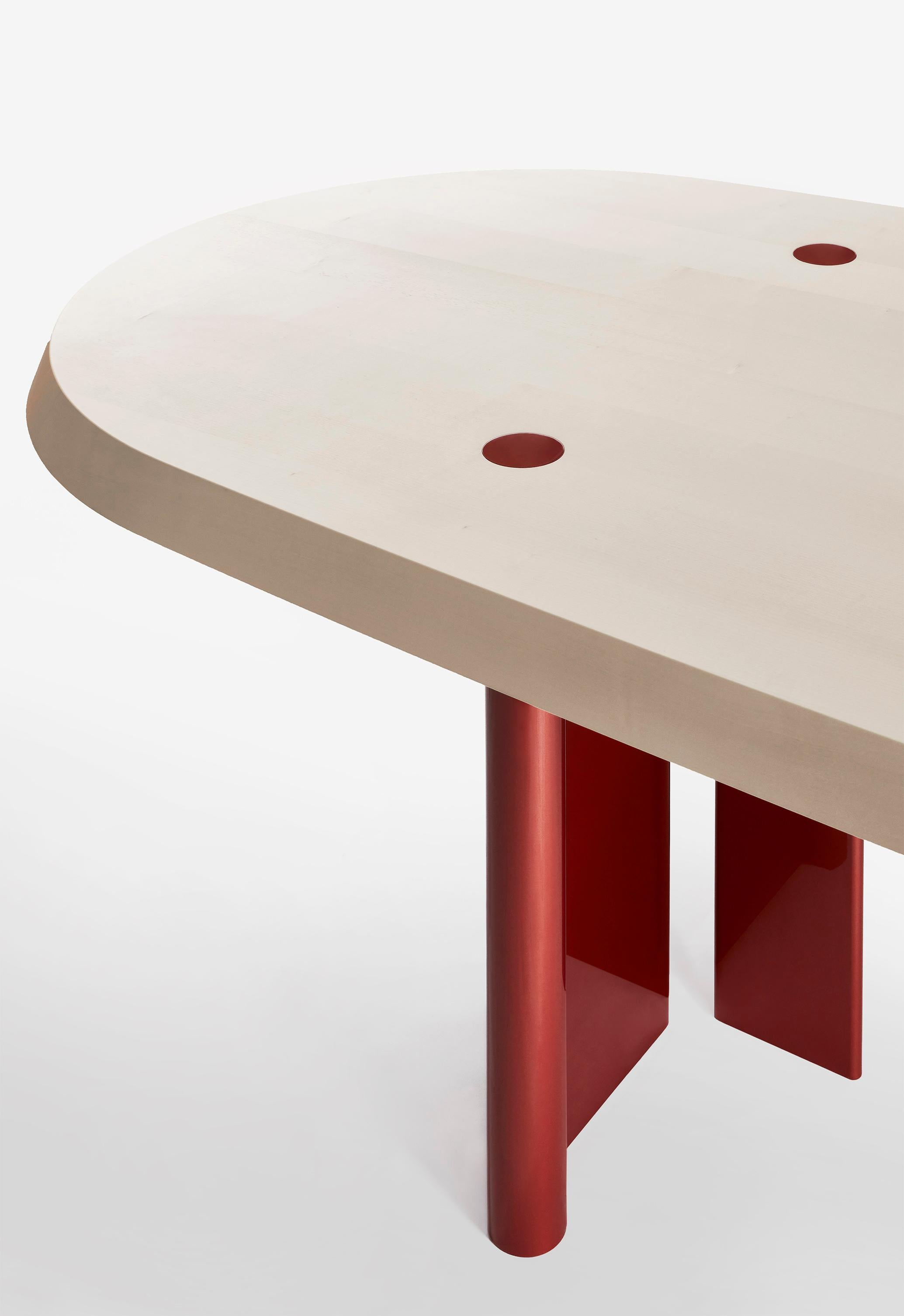 Kayak Maple Dining Table by Gisbert Pöppler In New Condition In Geneve, CH