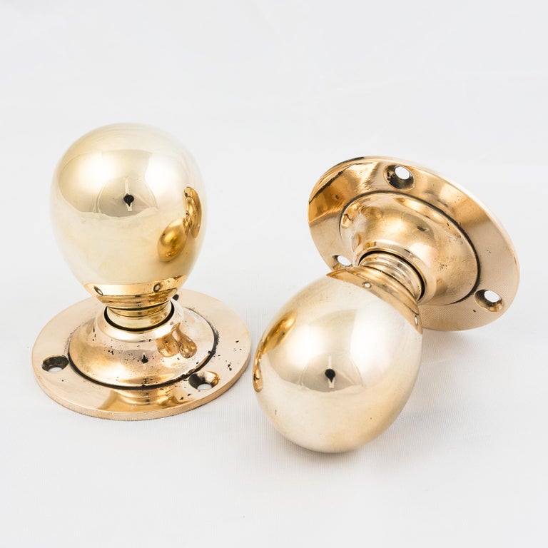 'KAYE' of Leeds Rose Brass Door Knobs For Sale at 1stDibs