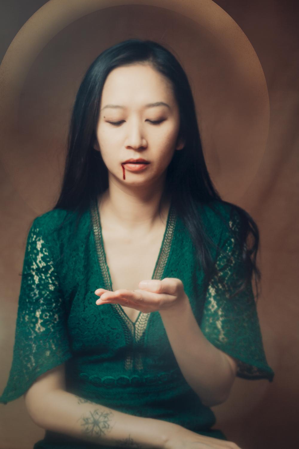 Portrait Photograph Kayee C - Déesse éblouissante 1