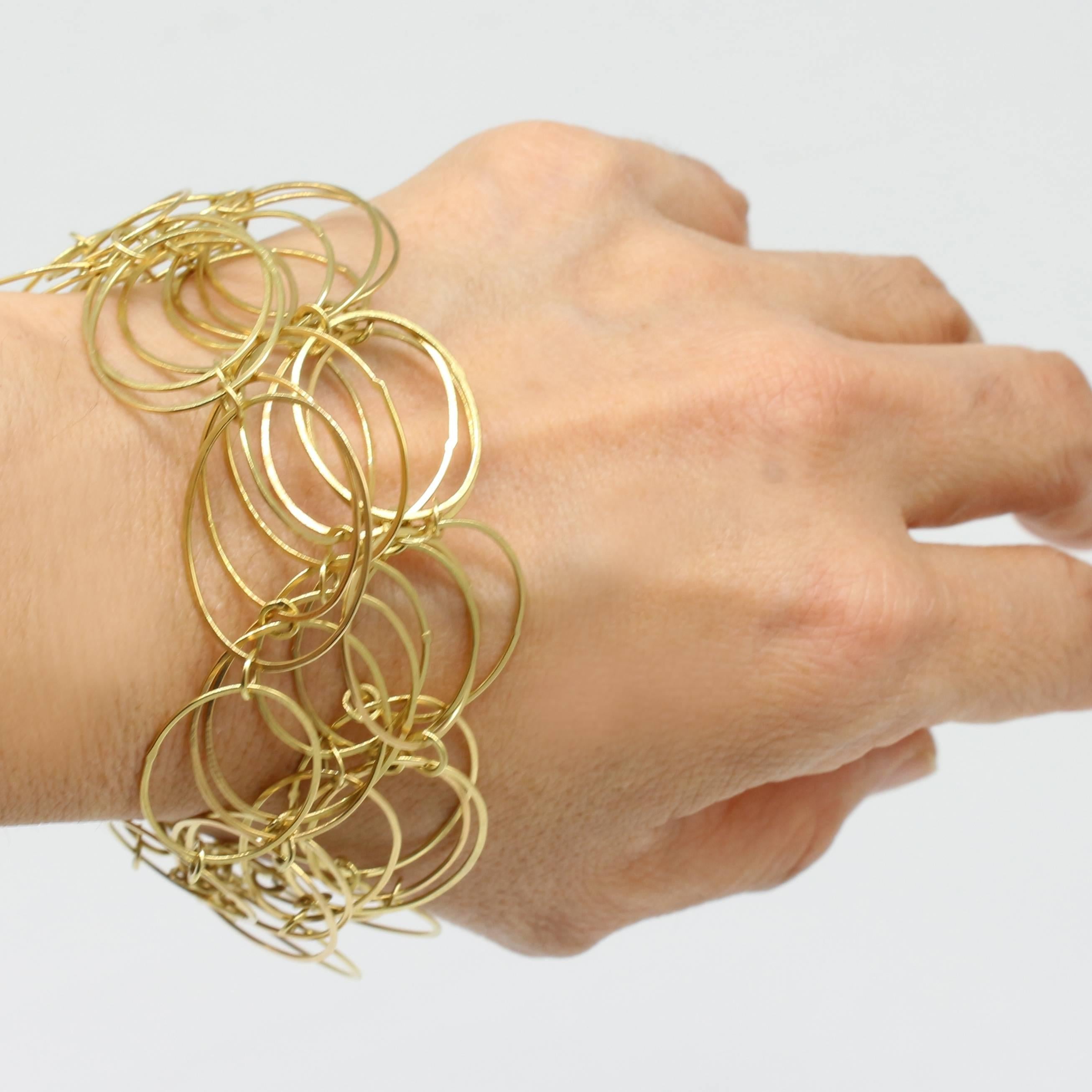 Women's Kayo Saito 18 Karat Gold Chain Flexible Loop Hoop Bracelet Bangle For Sale