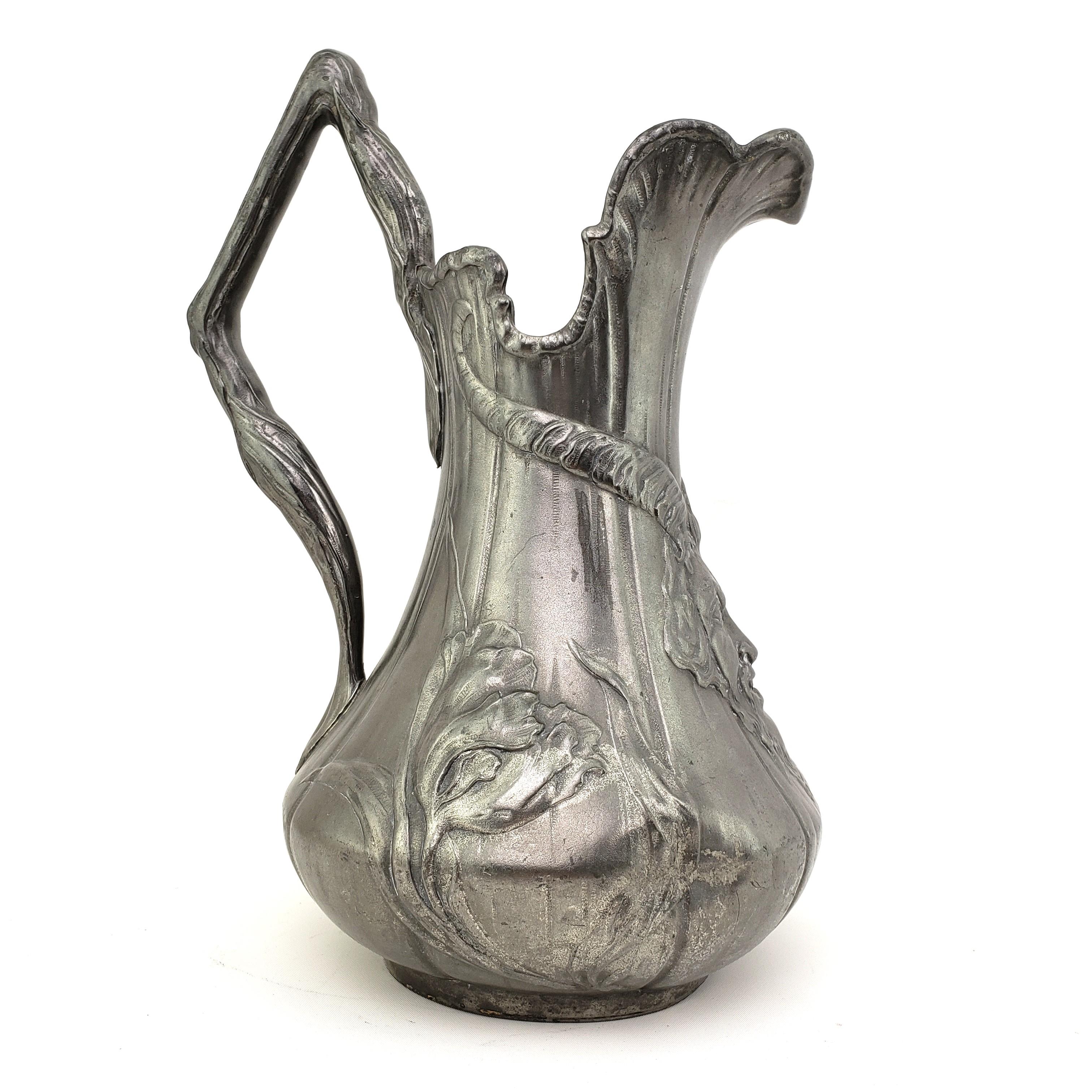 Kayserzinn Art Nouveau Pewter Pitcher with Devils Head In Good Condition For Sale In Hamilton, Ontario