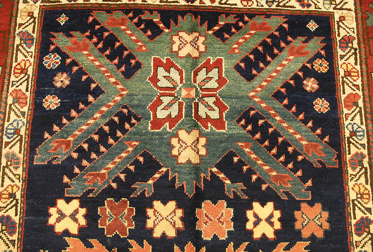 Hand-Knotted Kazak Carpet Lesghi Star Design For Sale