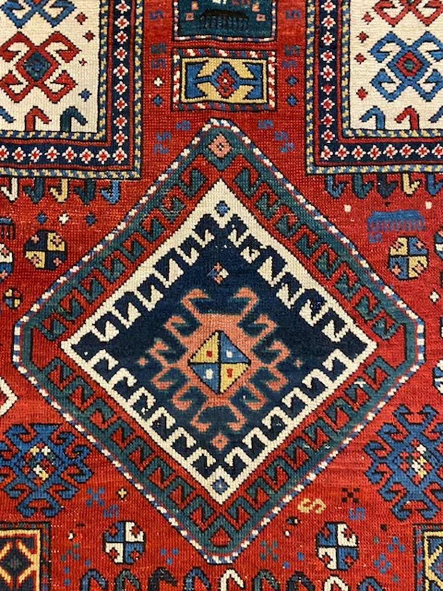Kazak prayer rug In Good Condition For Sale In NEW YORK, NY