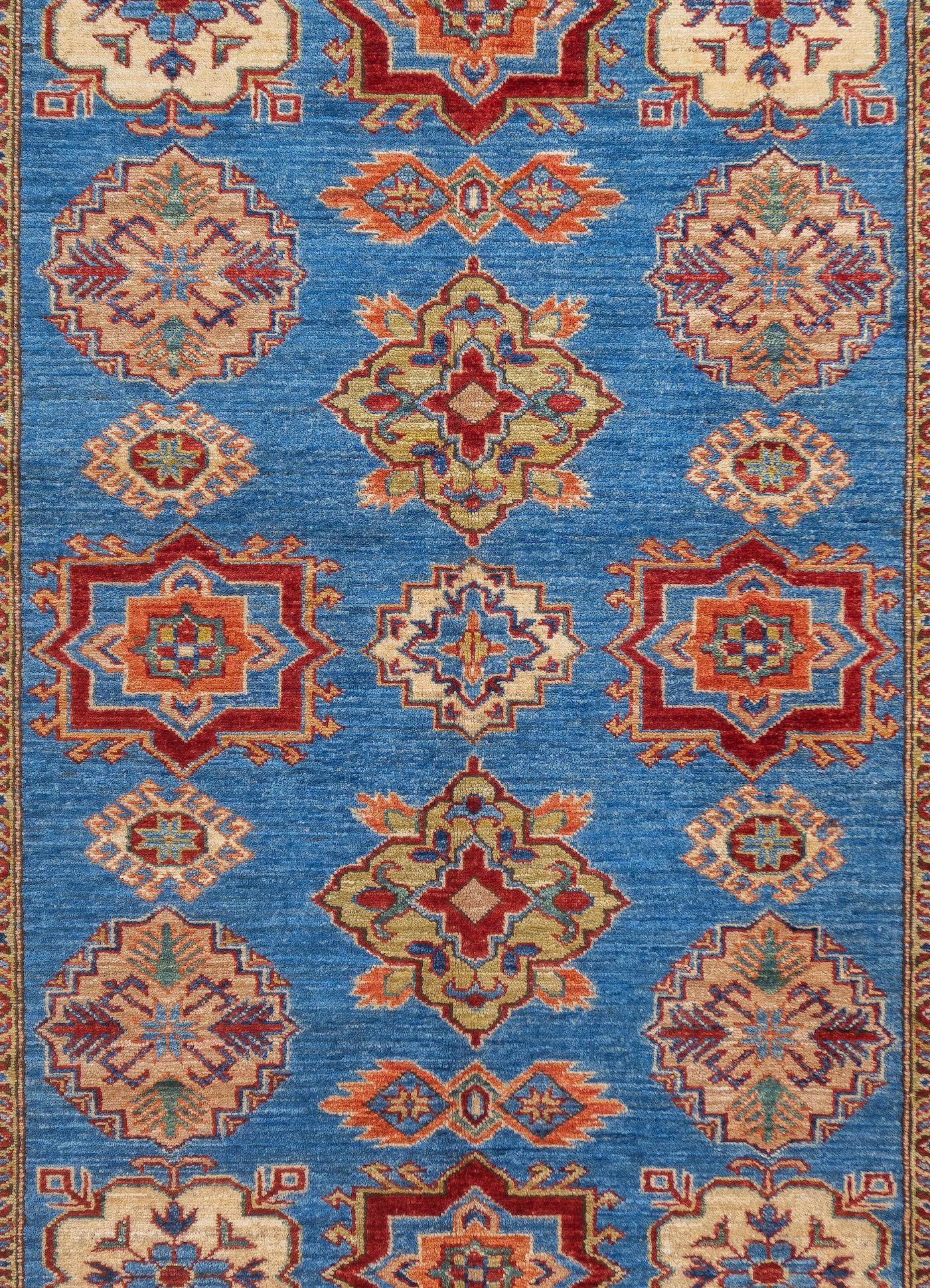 Kazak-Teppich 4'10'' x 6'8'' (Pakistanisch) im Angebot