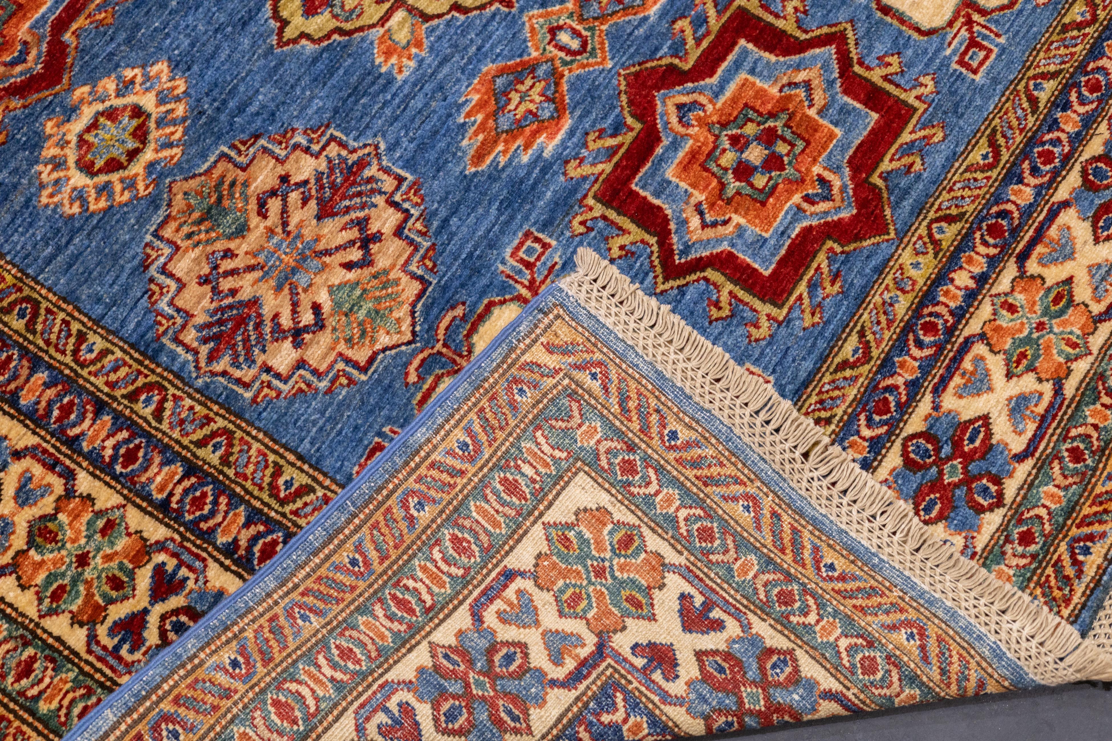 Kazak-Teppich 4'10'' x 6'8'' im Angebot 3