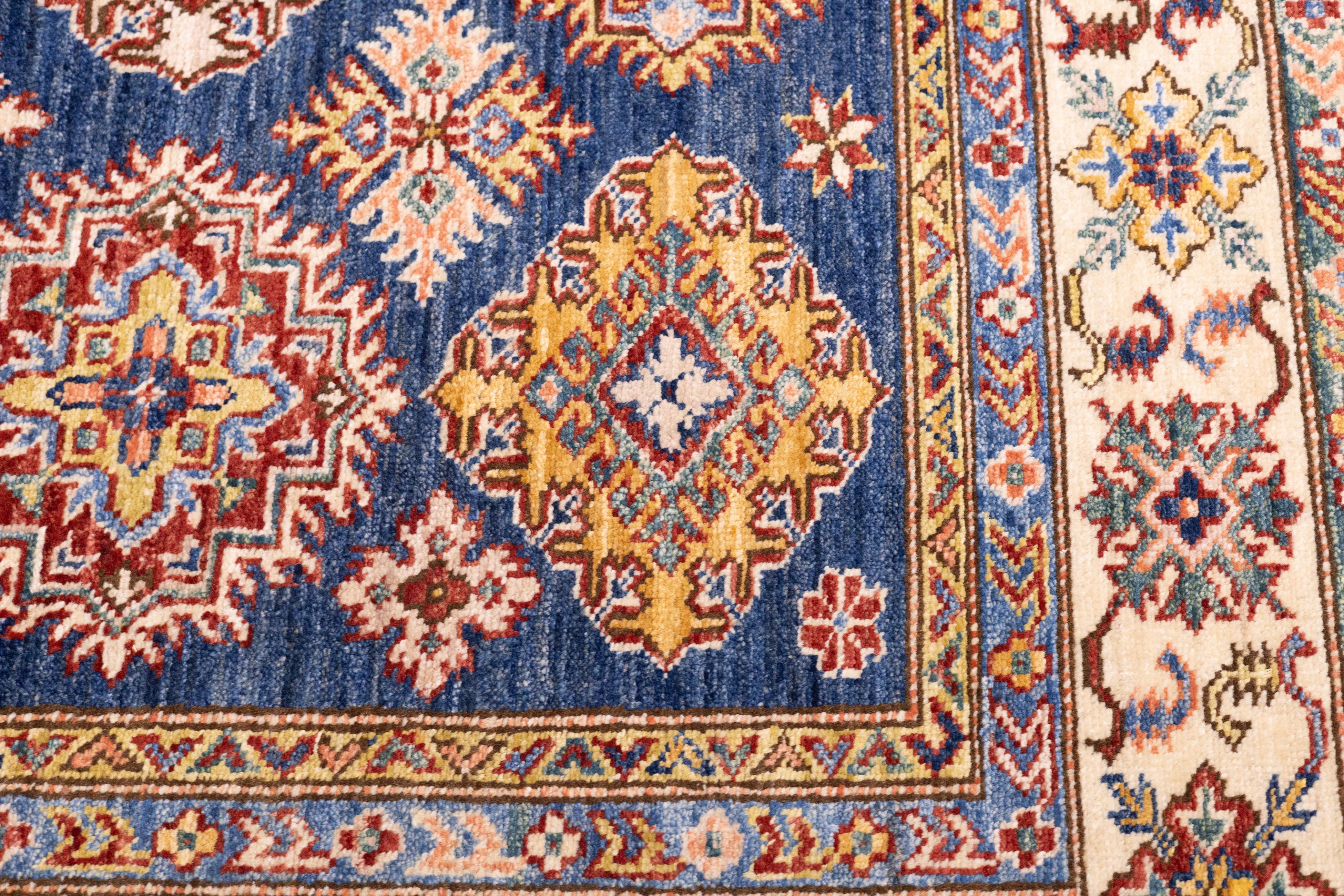 Alfombra Kazak 4'11'' x 7'1'' en venta 1