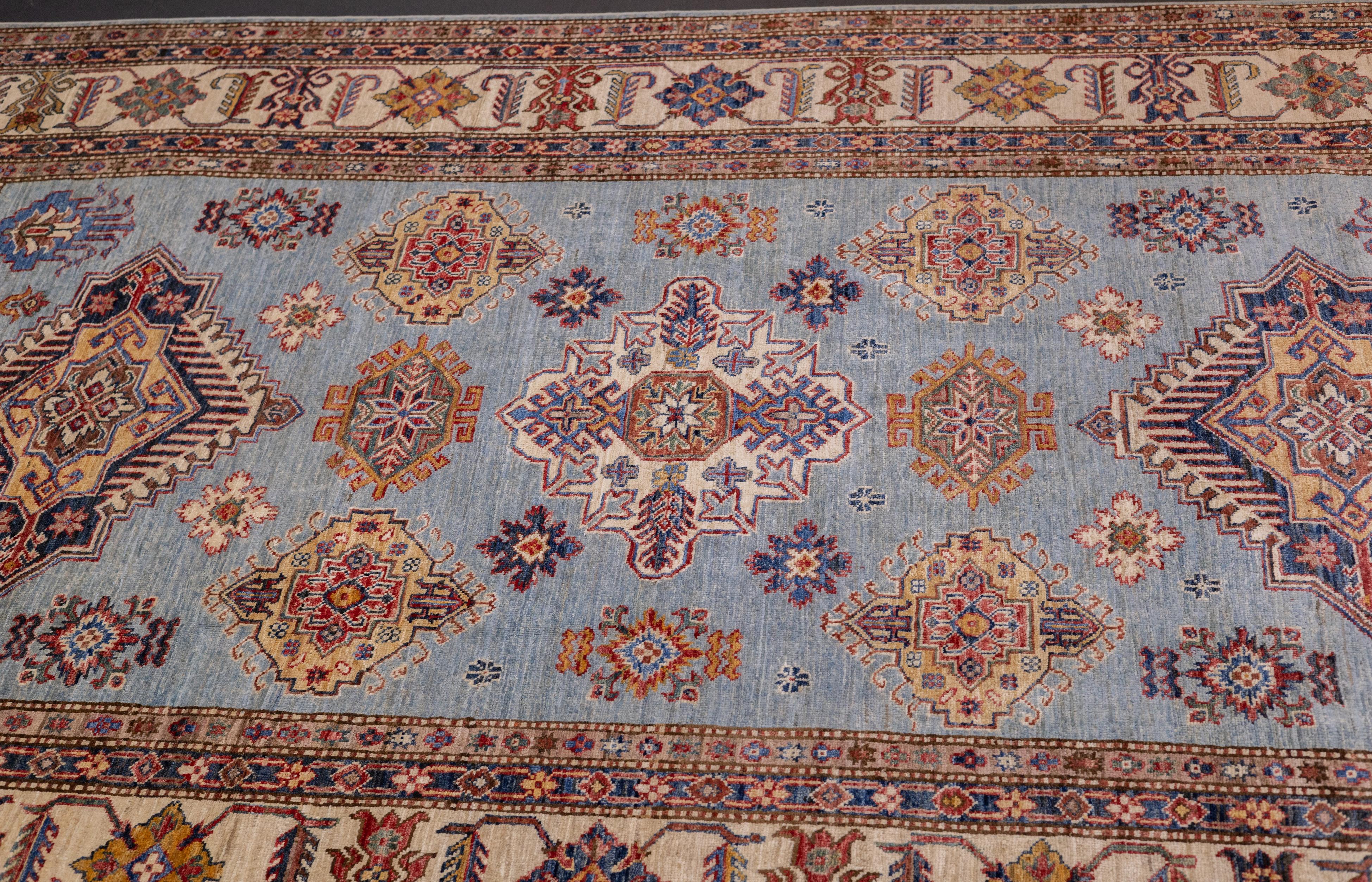 Kazak-Teppich 5'11'' x 9'10'' (21. Jahrhundert und zeitgenössisch) im Angebot