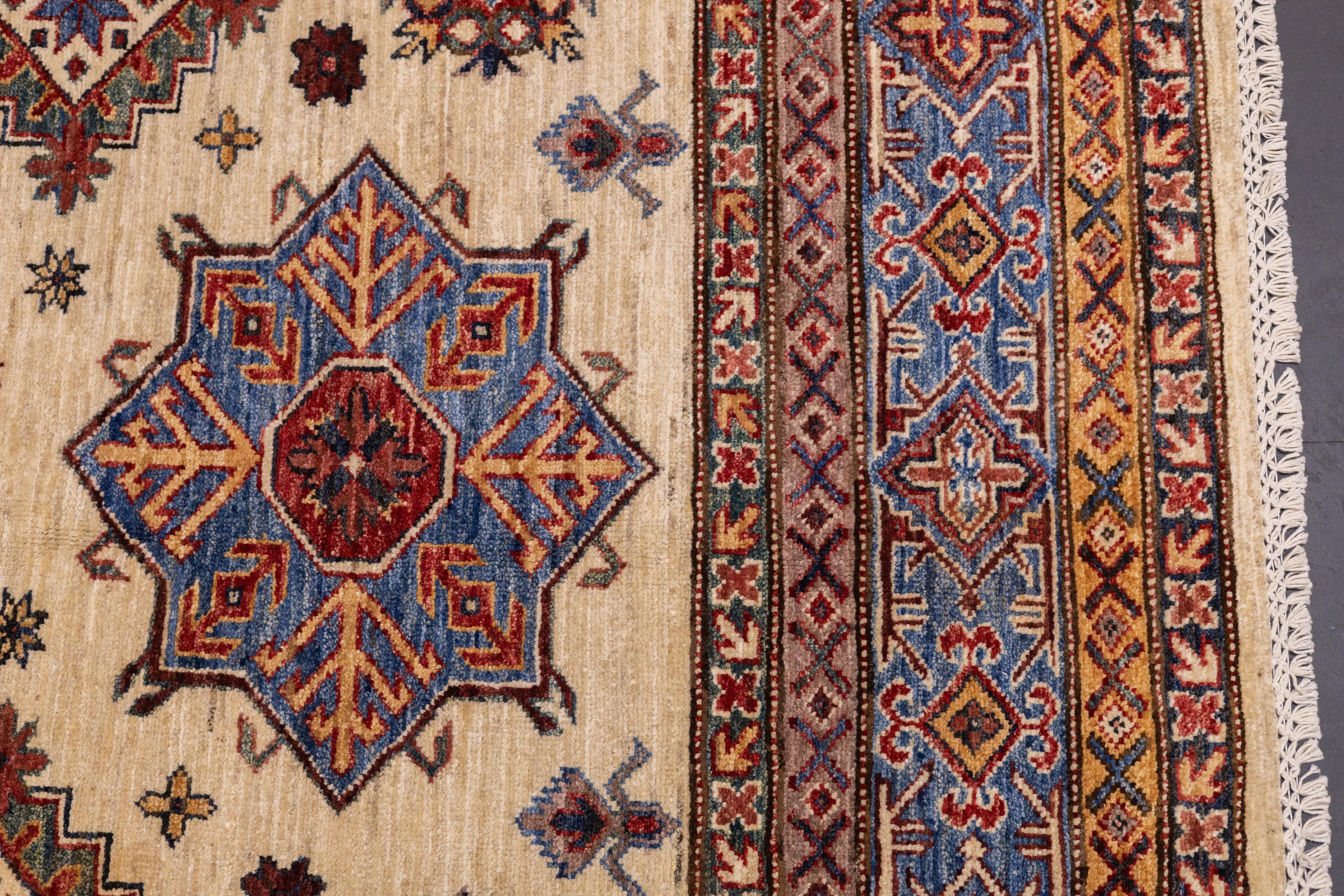 Kazak Rug 5'7'' x 9'1'' For Sale 1