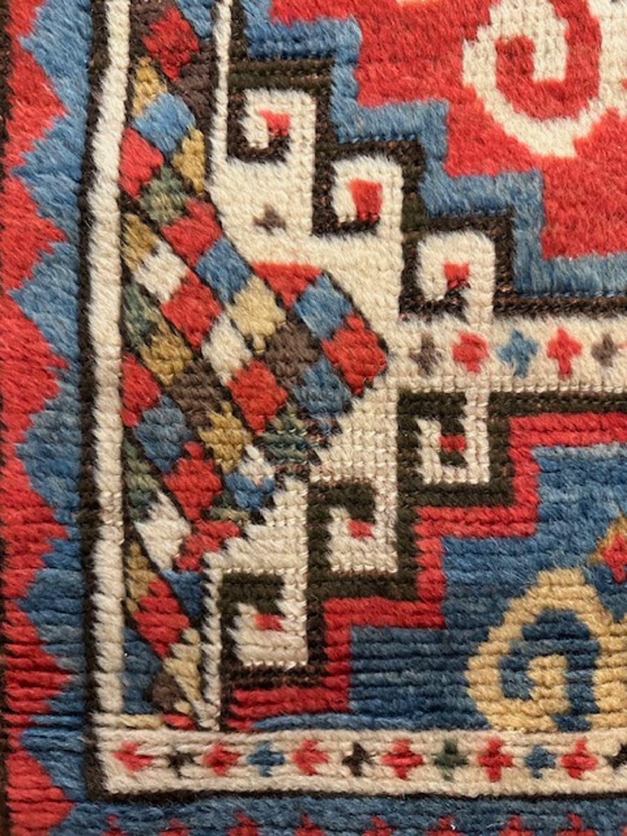Tapis kazak en vente 3