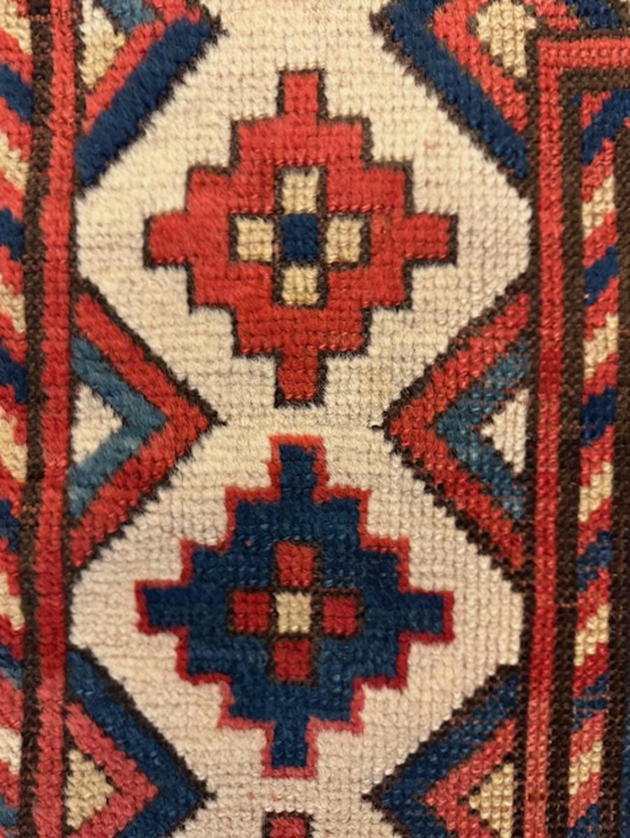 Tapis kazak en vente 3