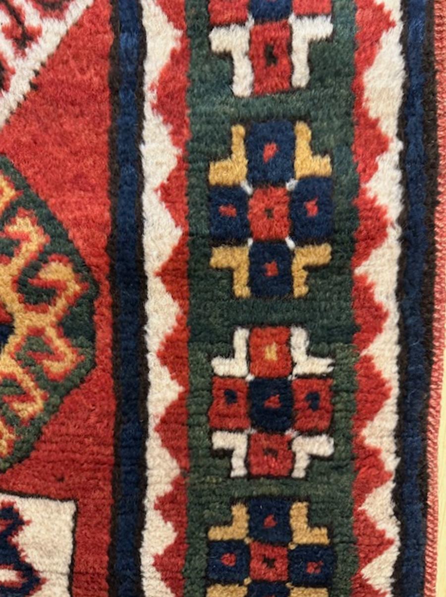 Fin du 19e siècle Tapis kazak en vente