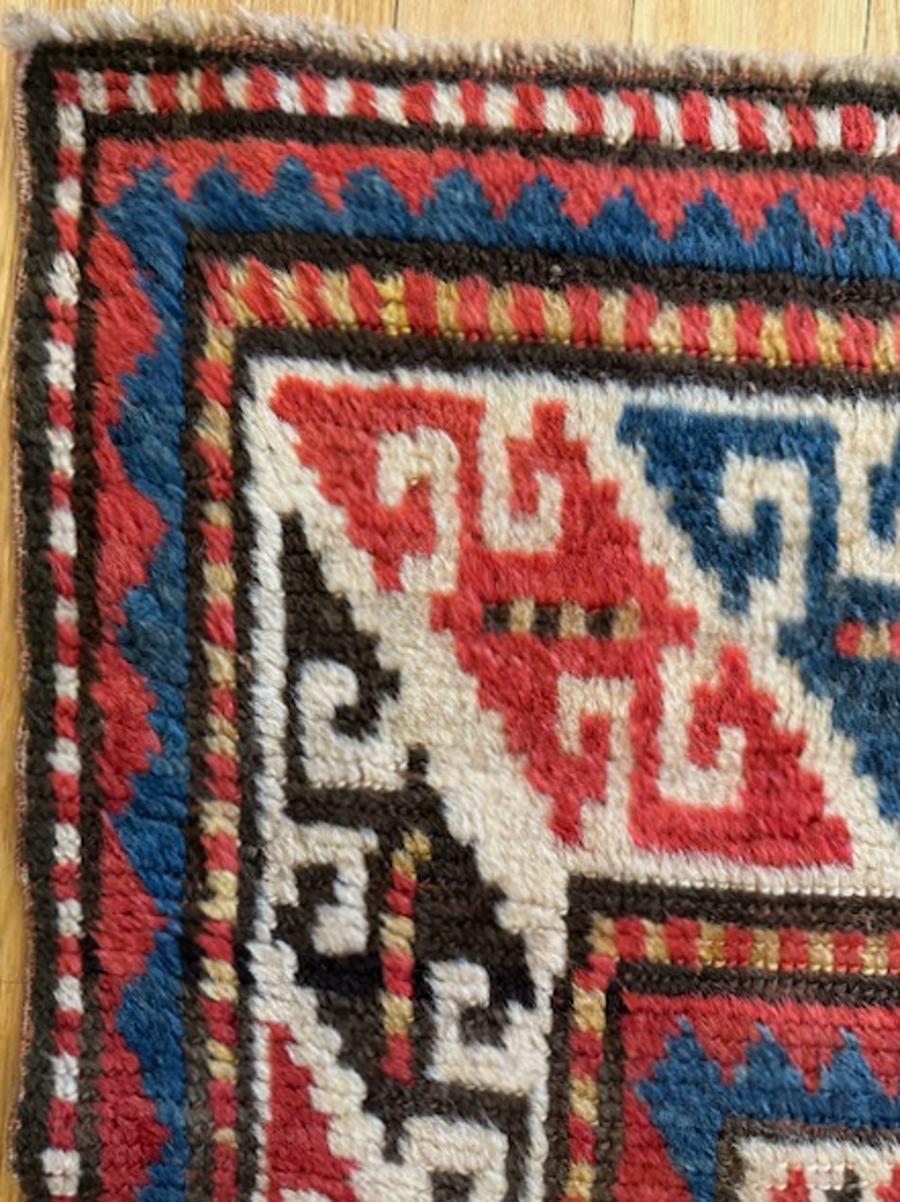 Tapis kazak en vente 2