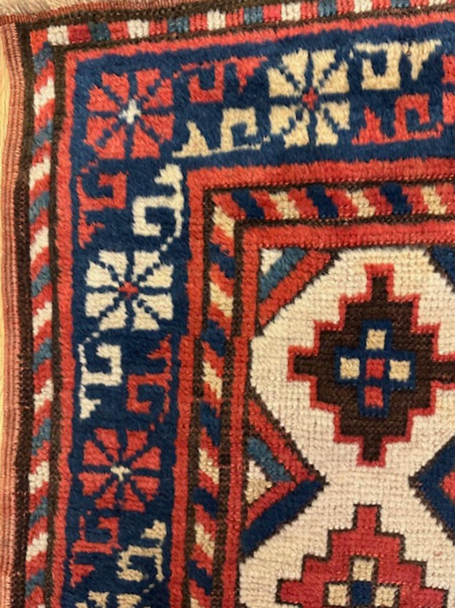 Tapis kazak en vente 2