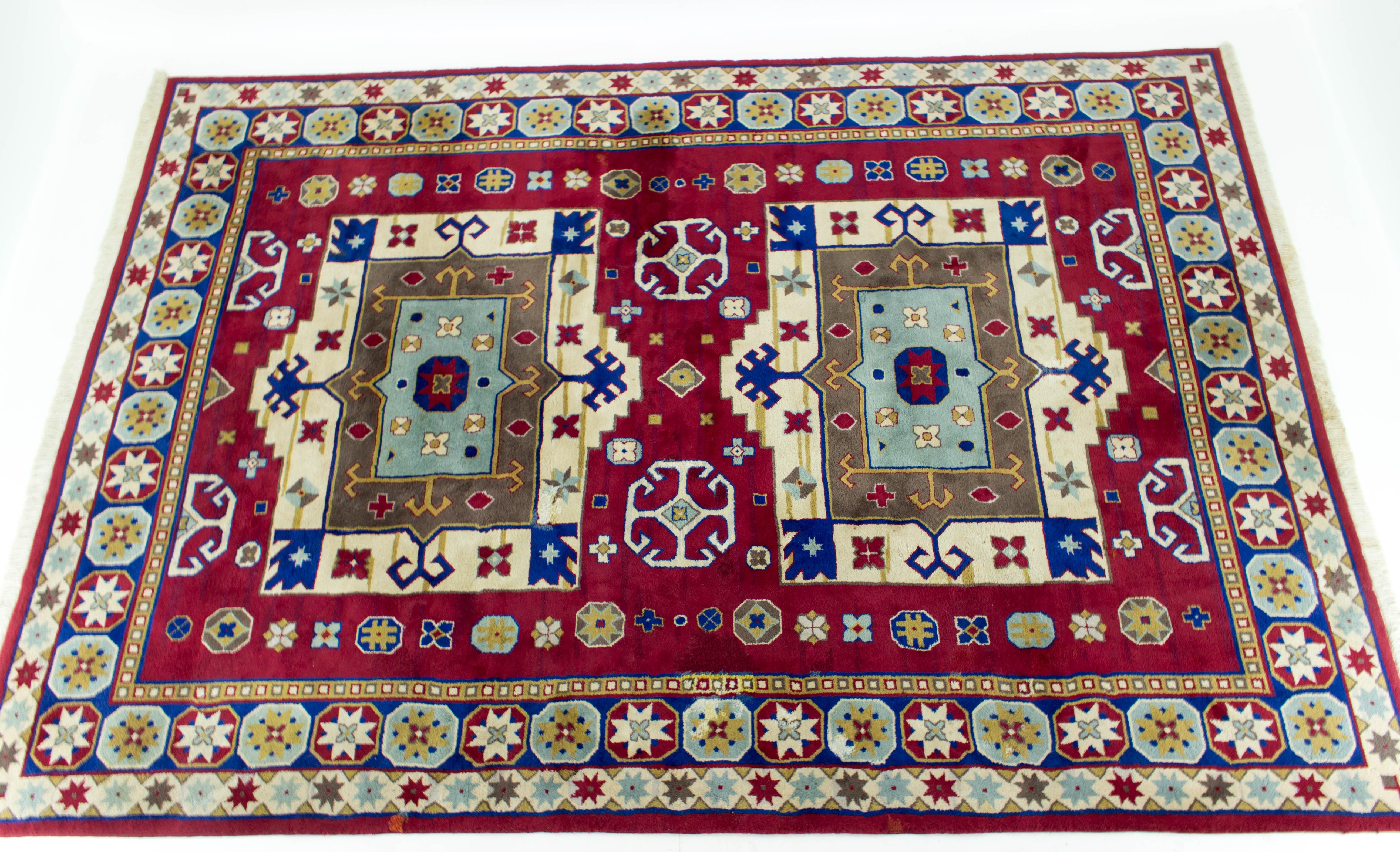 Kazak Rug, Hand Knotted, circa 1960s For Sale 4