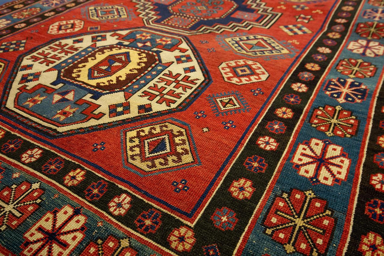 Kazak-Teppich Lori Pampak Kaukasisches Geomteric Design spätes 19. Jahrhundert (Wolle) im Angebot