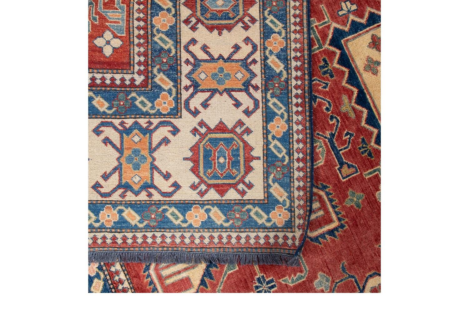 Kazak-Wollteppich Handgeknüpft (Pakistanisch) im Angebot