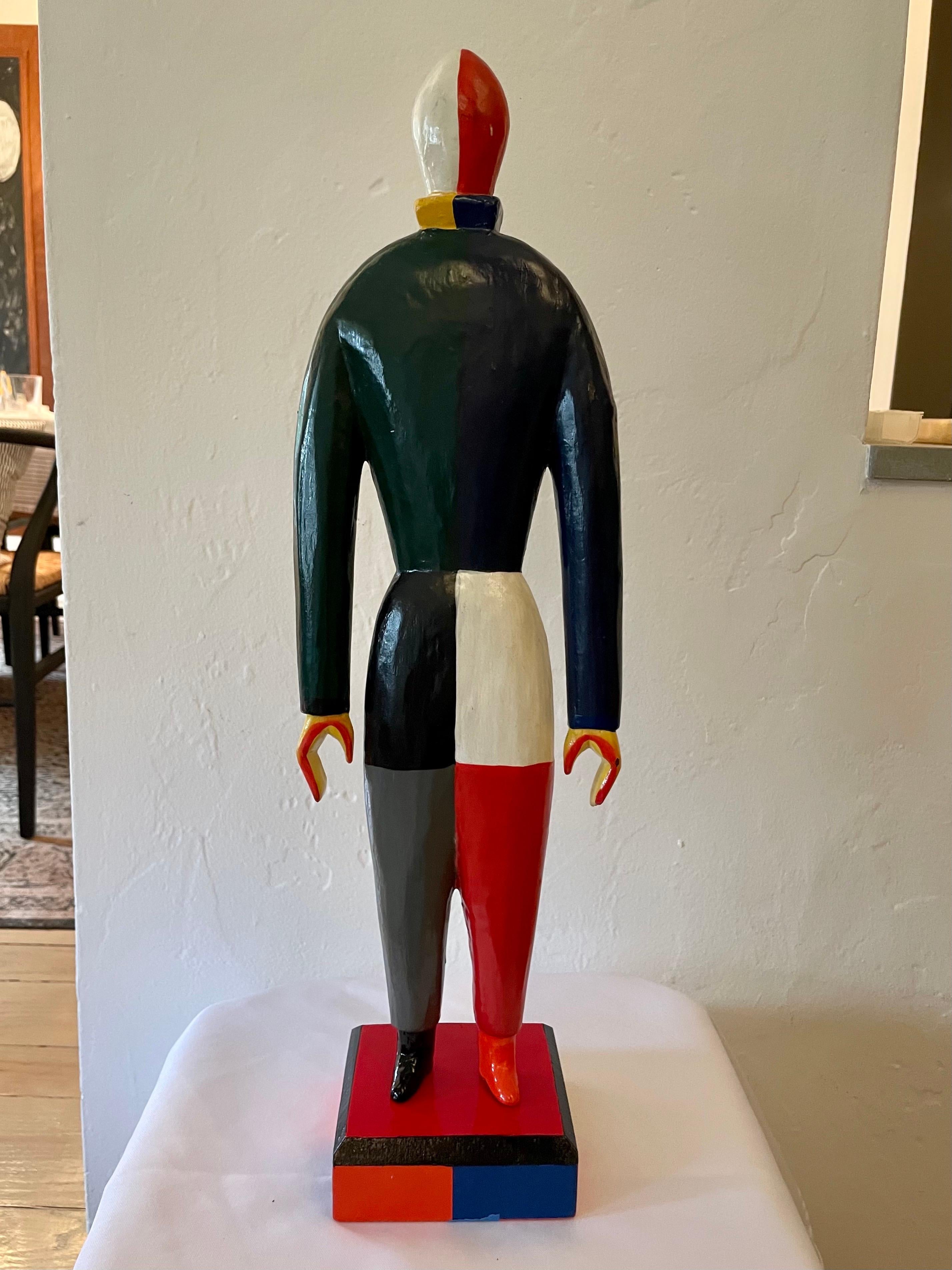 Moderne Kazimir Malevich Sculptures avant-gardes Sportsmen, Groupe original de 4 pièces en vente