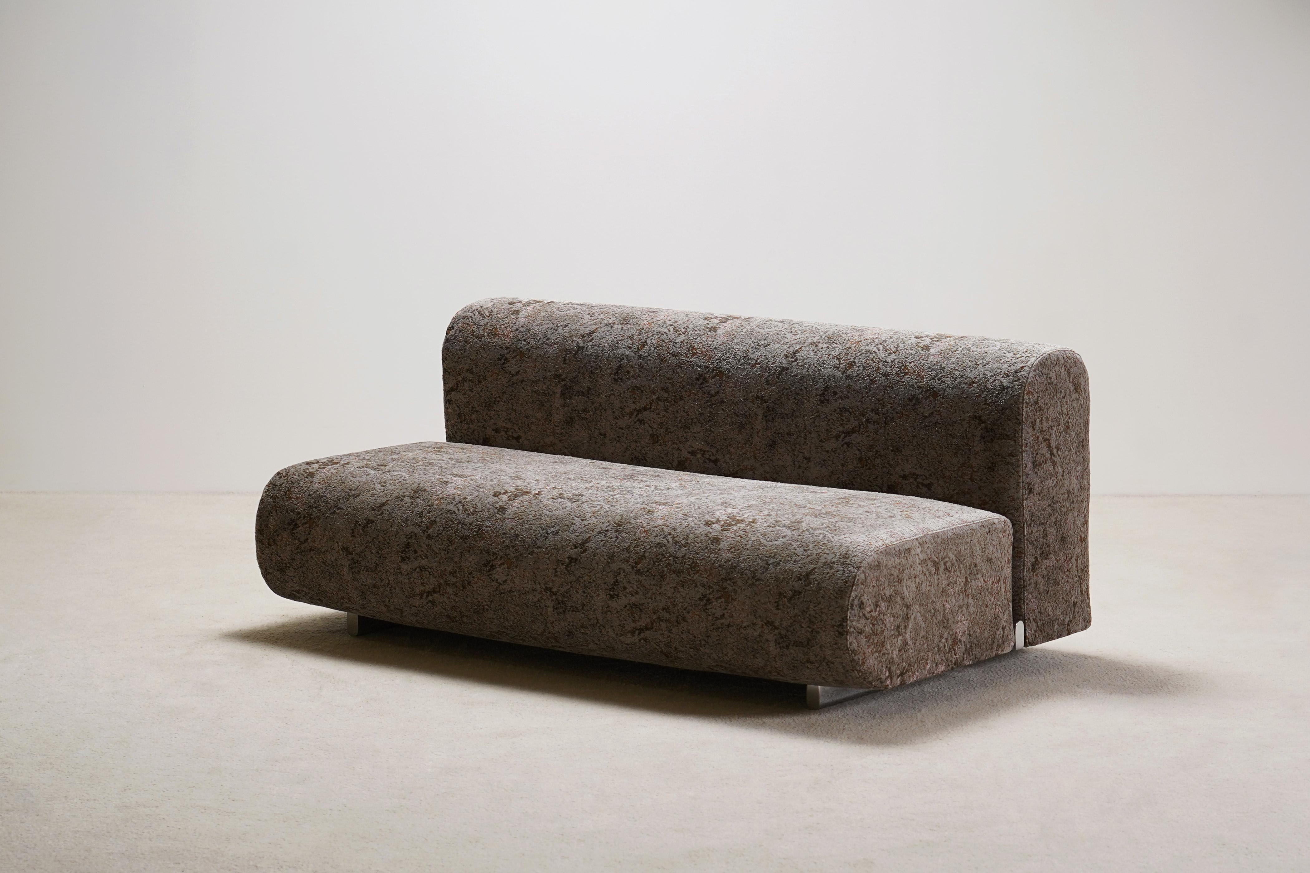 Kazuhide Takahama, Divano Suzanne a 4 o 3 posti. Edizione Gavina, 1965. in vendita 5