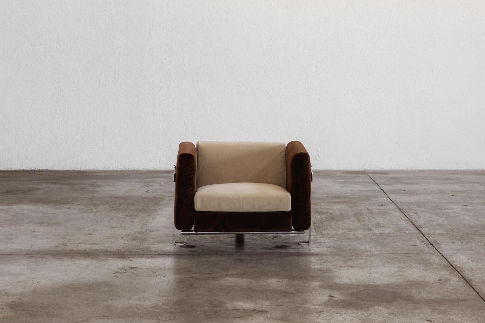 Kazuhide Takahama Sessel für Simon Gavina, Samt elfenbeinfarben und braun, 1965 im Zustand „Hervorragend“ im Angebot in Lonigo, Veneto