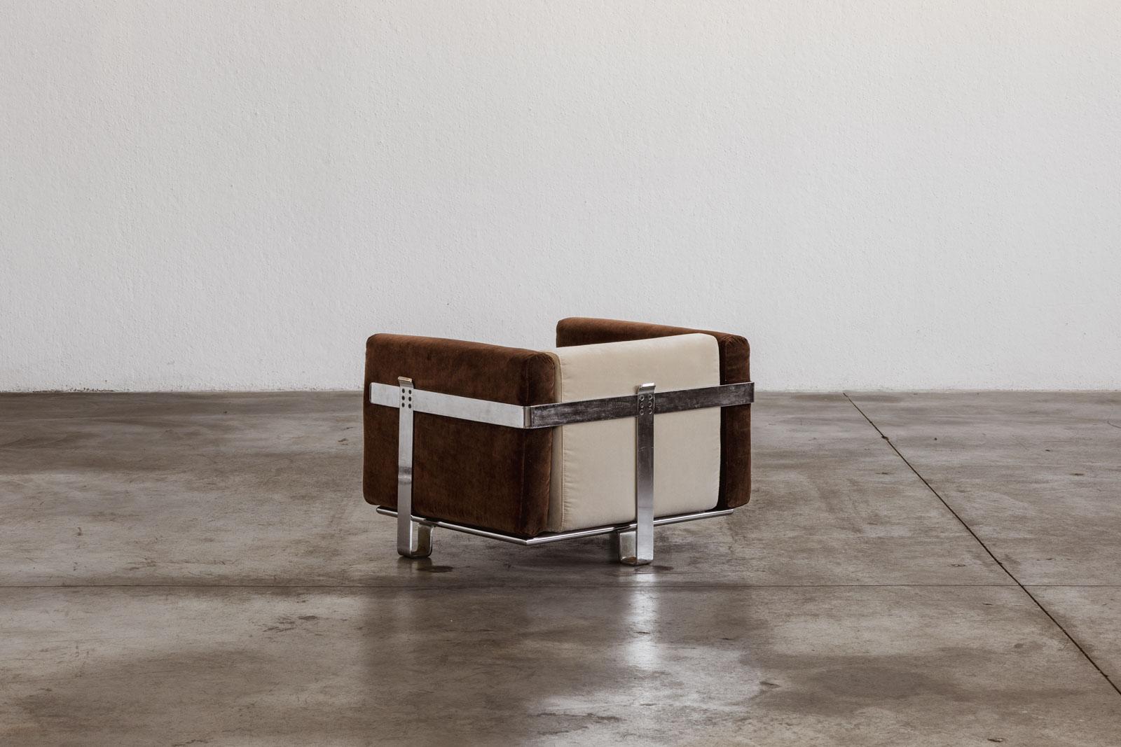 Kazuhide Takahama Sessel für Simon Gavina, Samt elfenbeinfarben und braun, 1965 (Metall) im Angebot