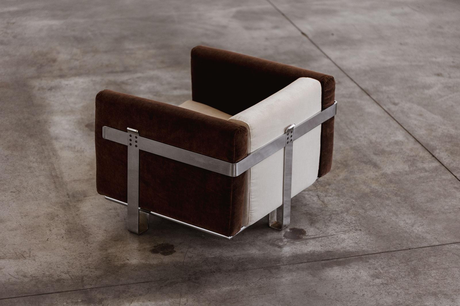 Kazuhide Takahama Armchairs for Simon Gavina, Two-tone Velvet, 1965, Set of 2 For Sale 4