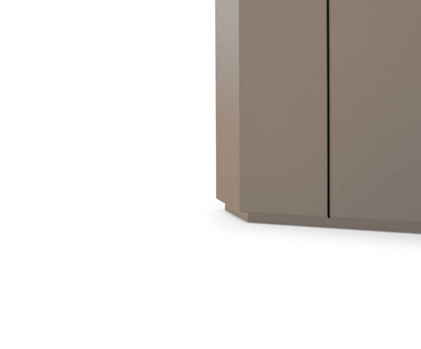Kazuhide Takahama Bramante Cabinet  For Cassina In New Condition For Sale In Barcelona, Barcelona