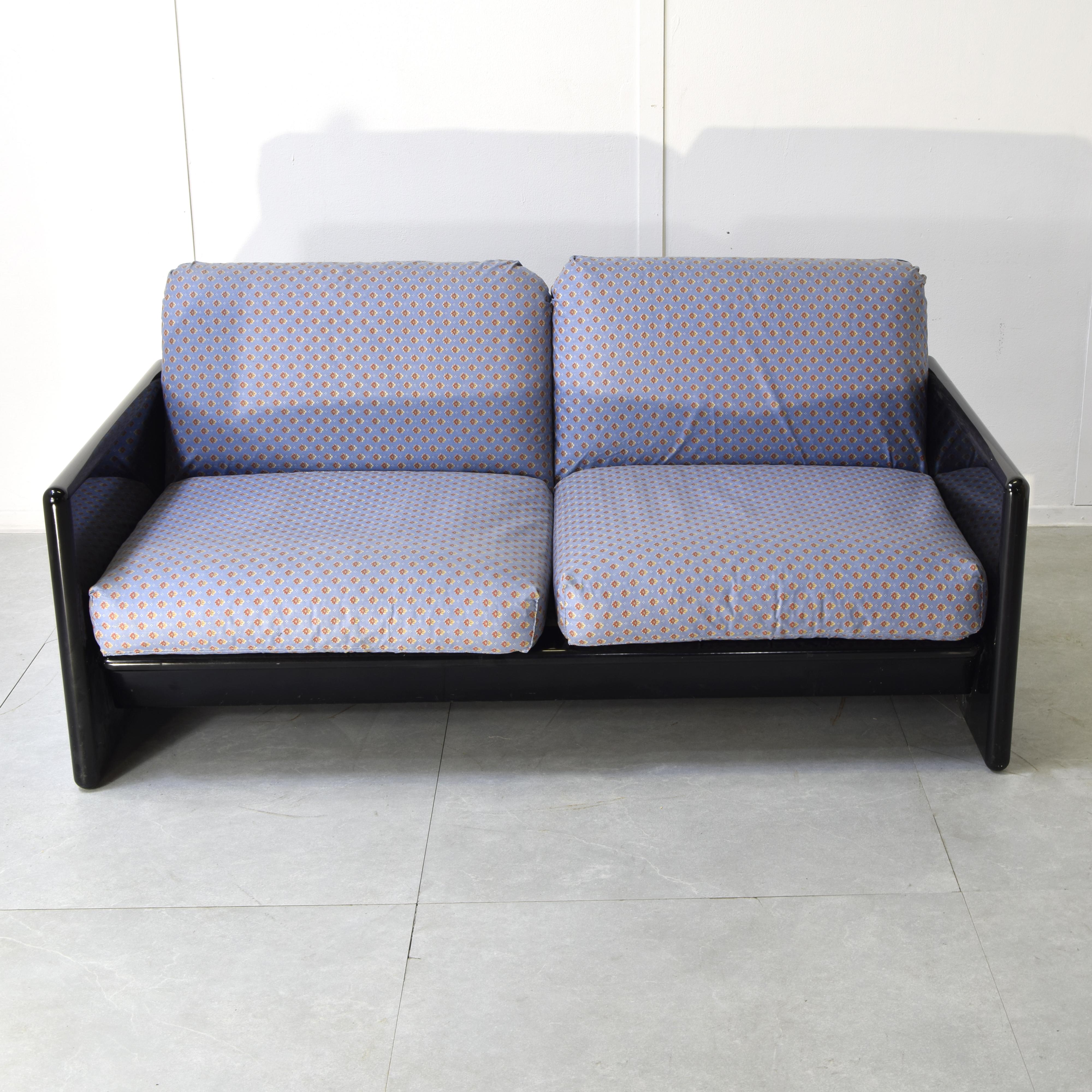 Kazuhide Takahama sofa for Simon Gavina 1970s im Zustand „Relativ gut“ im Angebot in bari, IT