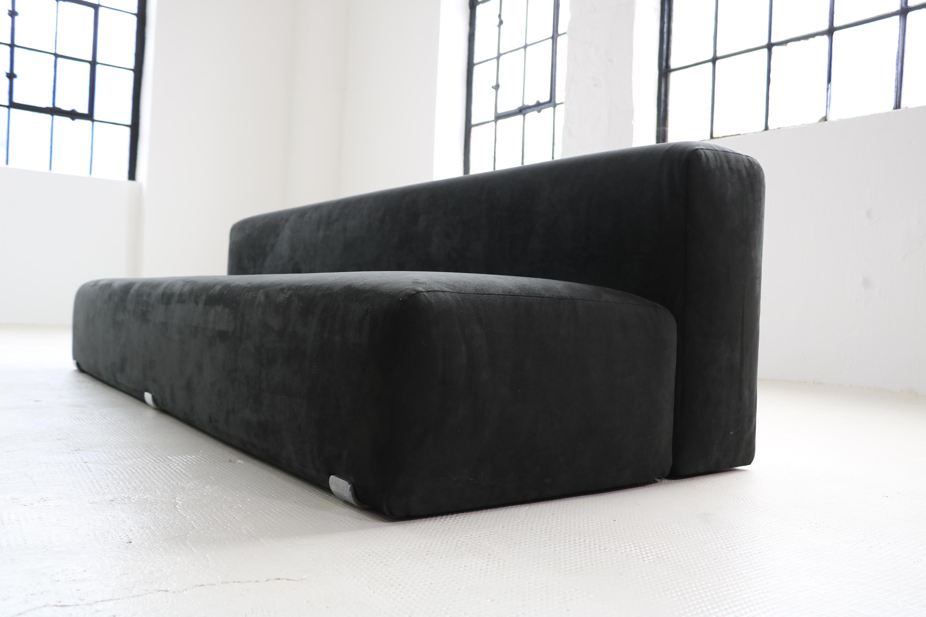 Metal Kazuhide Takahama sofa model 'Marcel' produced by Gavina  For Sale