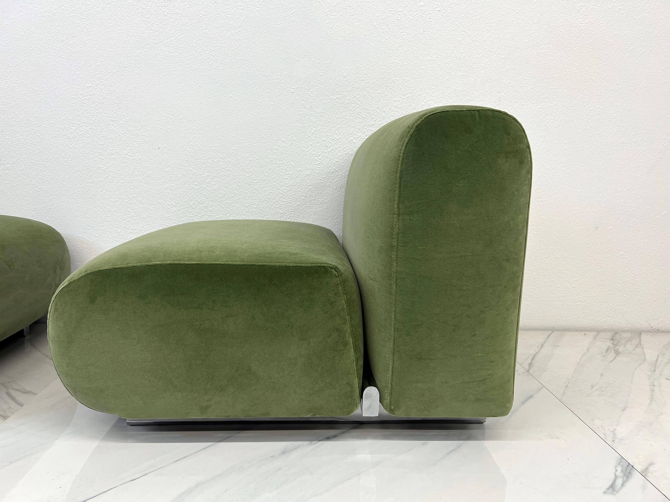 Milieu du XXe siècle Kazuhide Takahama, Suzanne fauteuils de salon, une paire, Gavina SpA, 1965 en vente