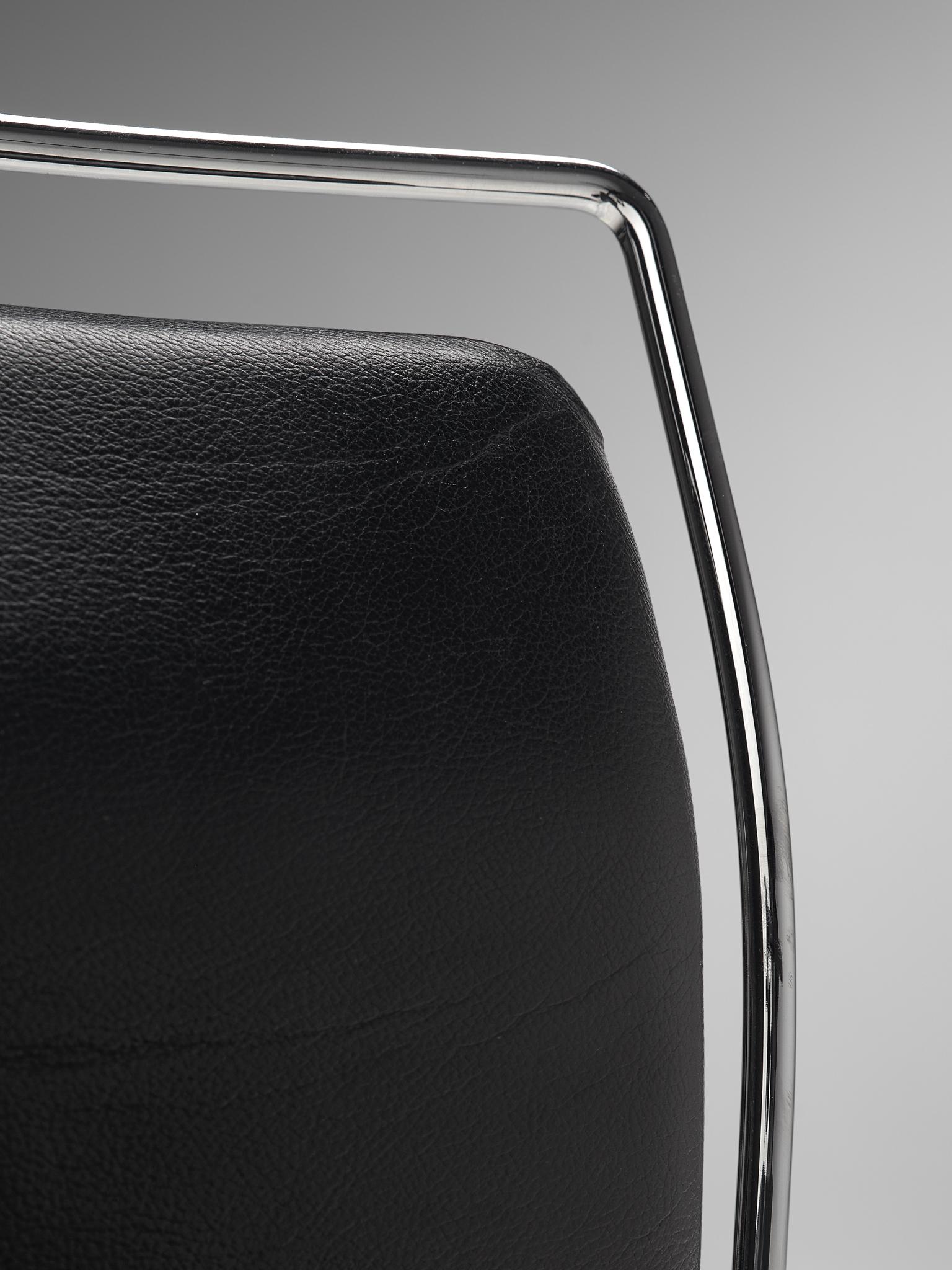Kazuhide Takahama 'Tulu' Chairs for Simon Gavina 1