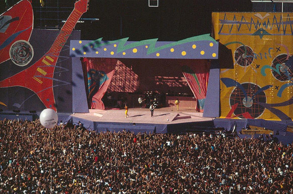 Radio jaune Alarm Clock /// Contemporary Pop Art Abstract The Rolling Stones en vente 8